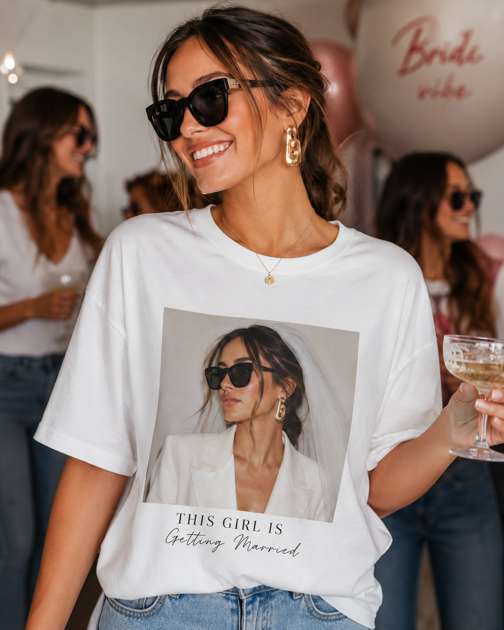 Personalisiertes JGA Shirt mit eigenem Foto - "Editorial"
